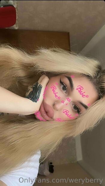 weryberry Leaked Nude OnlyFans (Photo 22)