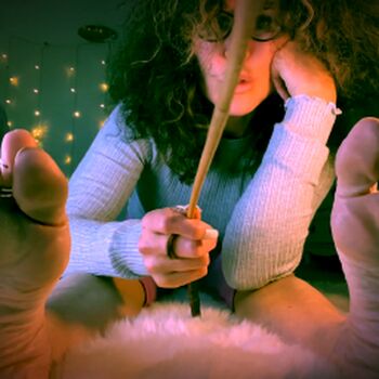 Whimsical Annie Leaked Nude OnlyFans (Photo 3)