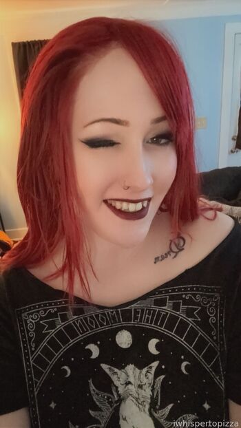 WhisperingPizza ASMR