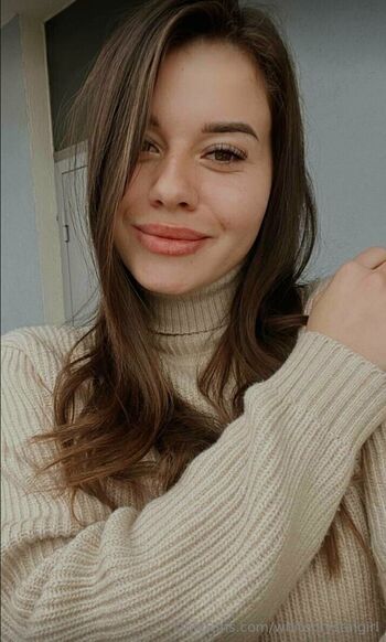 whitecrystalgirl