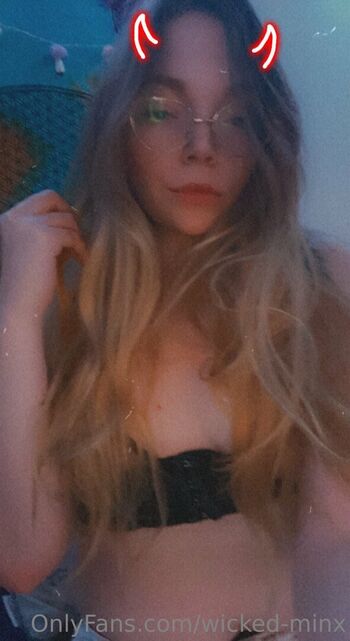wicked-minx Leaked Nude OnlyFans (Photo 17)