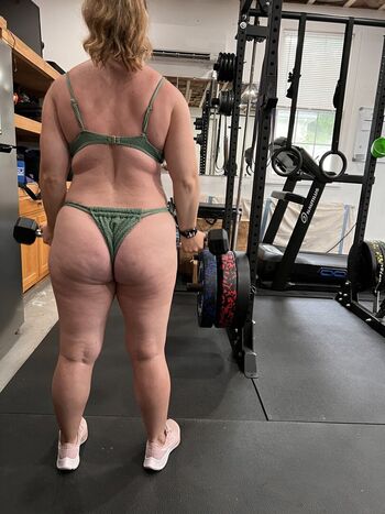 Wifeydoingthingz Leaked Nude OnlyFans (Photo 33)