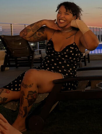 Willow Nightingale Leaked Nude OnlyFans (Photo 1)