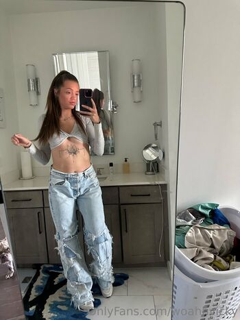 woahhvicky