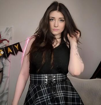 Wolfabelle Leaked Nude OnlyFans (Photo 393)