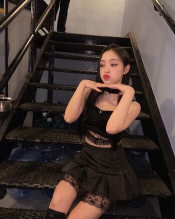 WomenK-pop