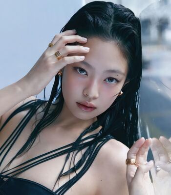 WomenK-pop