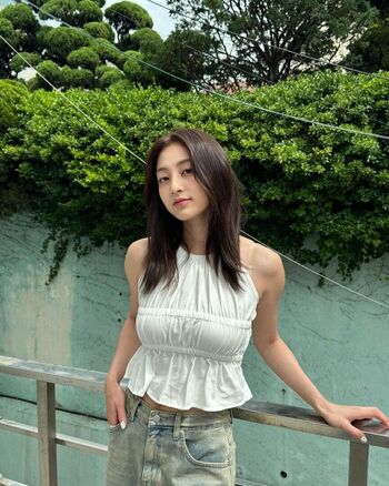 WomenK-pop