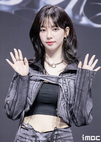 WomenK-pop
