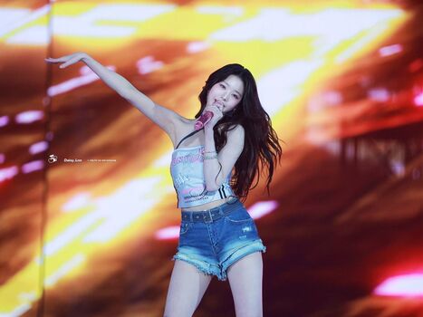 WomenK-pop