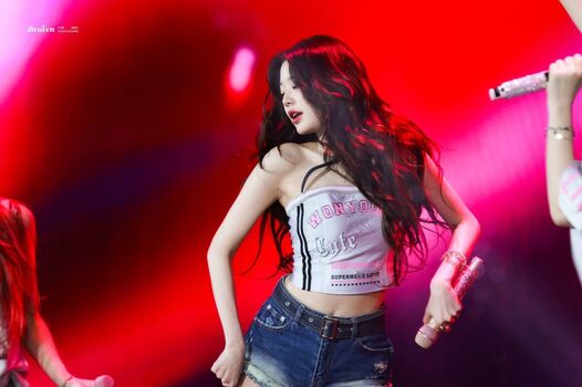 WomenK-pop