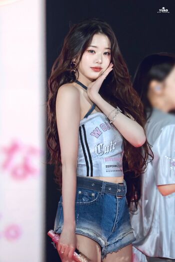 WomenK-pop