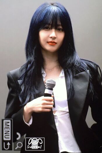 WomenK-pop