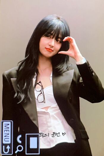WomenK-pop