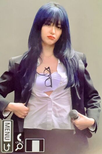 WomenK-pop