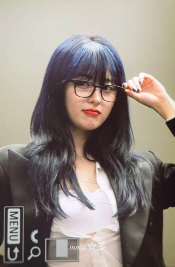 WomenK-pop