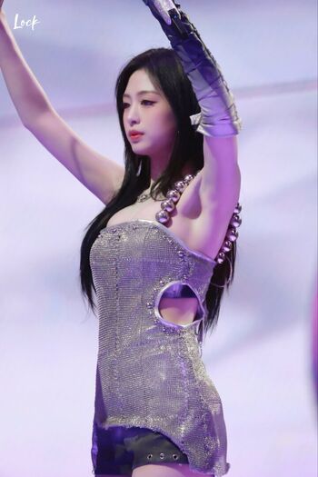 WomenK-pop