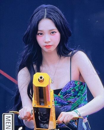 WomenK-pop