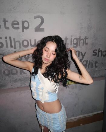 WomenK-pop