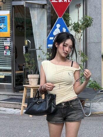 WomenK-pop Leaked Nude OnlyFans (Photo 2481)