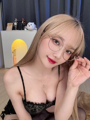 Woojungx4 Leaked Nude OnlyFans (Photo 16)