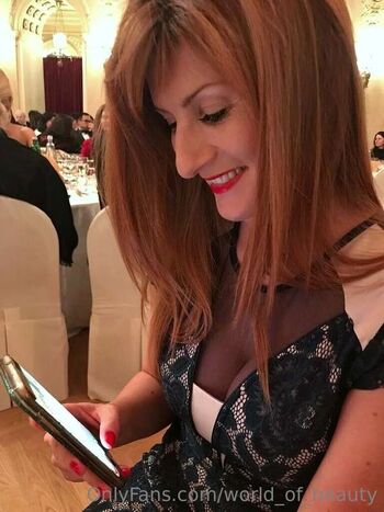 World Beauty Leaked Nude OnlyFans (Photo 21)
