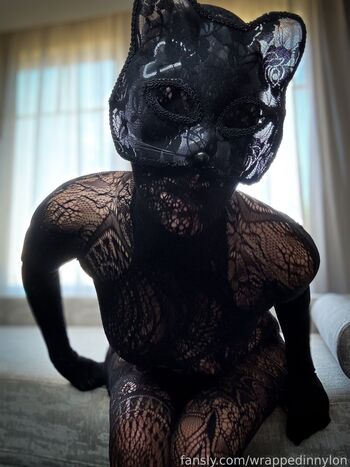 wrappedinnylon Leaked Nude OnlyFans (Photo 4)