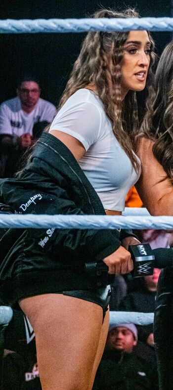 Wren Sinclair Leaked Nude OnlyFans (Photo 1)