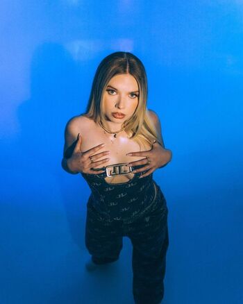 Wynne Leaked Nude OnlyFans (Photo 6)