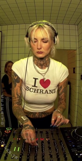 x.nikolina