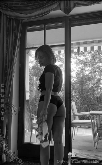 xalisa10er Leaked Nude OnlyFans (Photo 3)