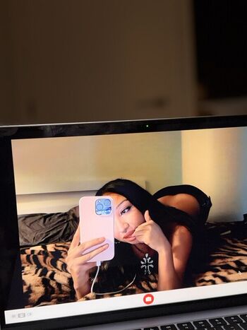 xcarolinejoness Leaked Nude OnlyFans (Photo 2)