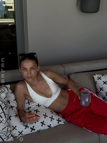 Xeniadenise Leaked Nude OnlyFans (Photo 2)