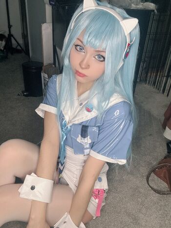 xenluvsmiku