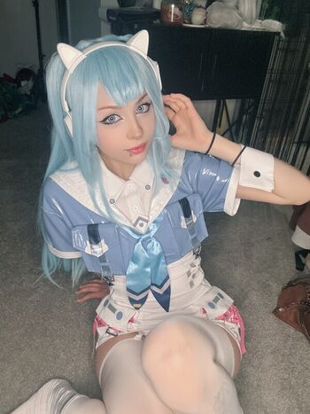 xenluvsmiku