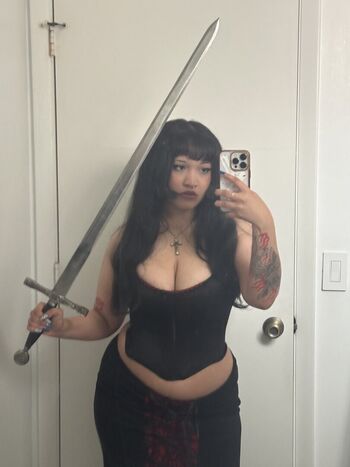 xiaolongbitch_