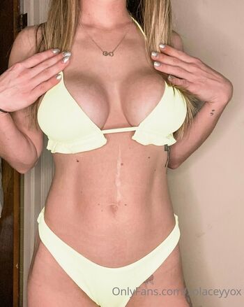 xolaceyyox Leaked Nude OnlyFans (Photo 3)
