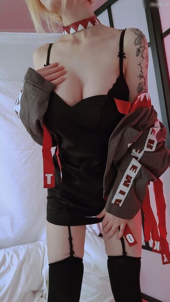 Yakisa Leaked Nude OnlyFans (Photo 132)