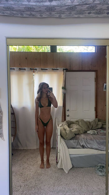 yaniekaaa Leaked Nude OnlyFans (Photo 23)
