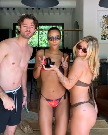Yara Charry Leaked Nude OnlyFans (Photo 40)