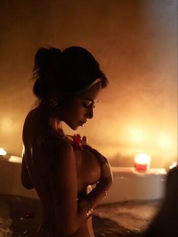 Yasmin Alba Leaked Nude OnlyFans (Photo 14)
