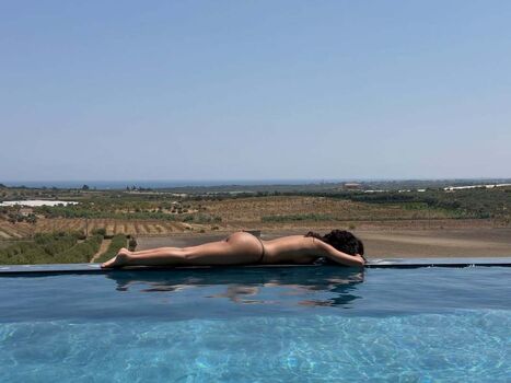 Yasmin Barbieri Leaked Nude OnlyFans (Photo 30)