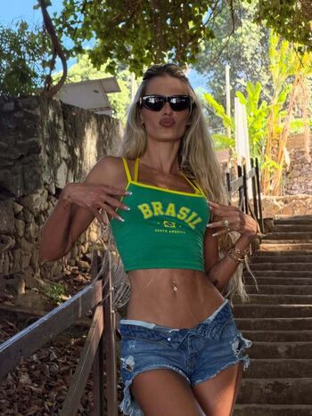 Yasmin Brunet Leaked Nude OnlyFans (Photo 164)