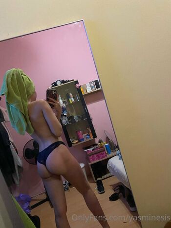YasMineSis Leaked Nude OnlyFans (Photo 80)