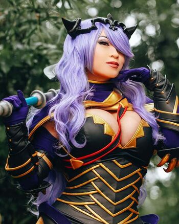 Yaya Han
