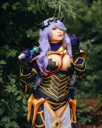 Yaya Han