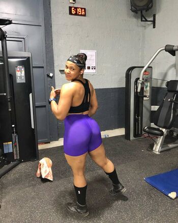 Yina Hernandez