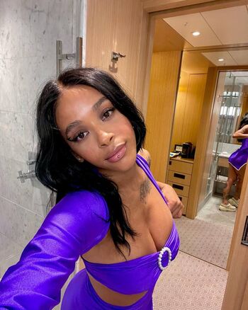Yinka Bokinni Leaked Nude OnlyFans (Photo 19)