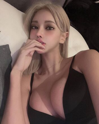Yoon Chae Ah Leaked Nude OnlyFans (Photo 32)