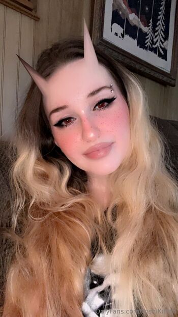 yoshikitten Leaked Nude OnlyFans (Photo 7)